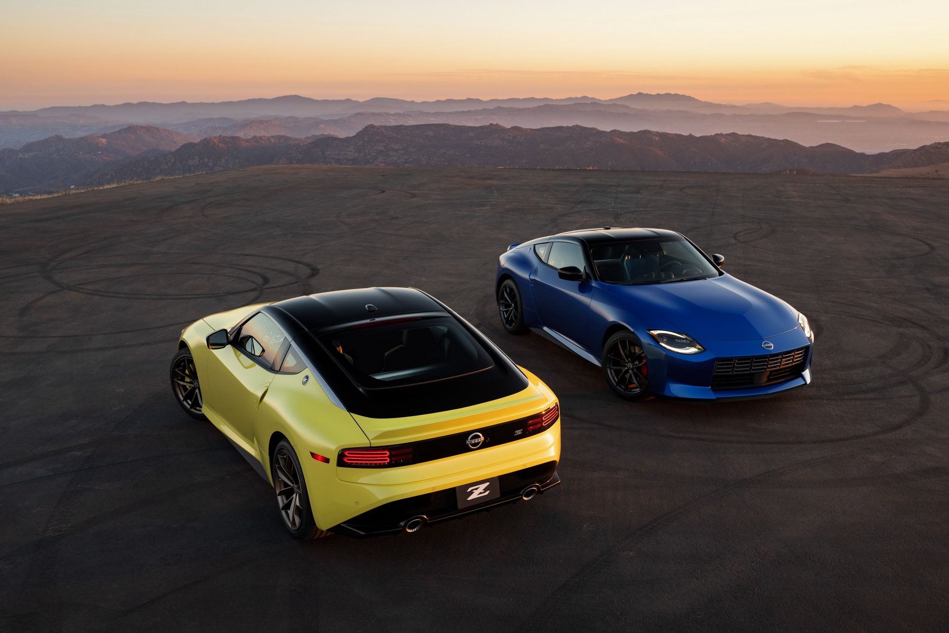 2023 Nissan Z Proto Spec Edition and 2023 Nissan Z Performance Grade Wallpapers (7)