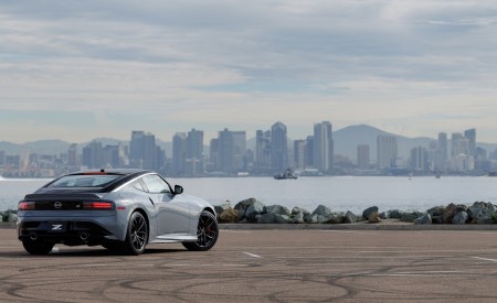 2023 Nissan Z Rear Three-Quarter Wallpapers  450x275 (44)