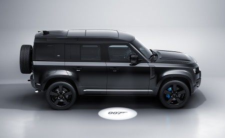 2021 Land Rover Defender V8 Bond Edition Side Wallpapers 450x275 (4)