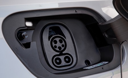 2021 Volkswagen ID.4 AWD Pro S with Gradient Package (US-Spec) Charging Connector Wallpapers 450x275 (74)