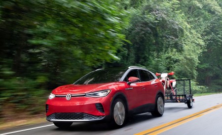 2021 Volkswagen ID.4 AWD Pro S with Gradient Package (US-Spec) Front Three-Quarter Wallpapers 450x275 (17)