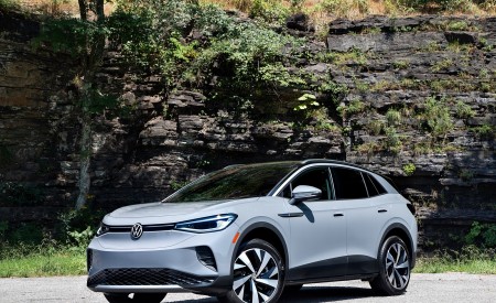 2021 Volkswagen ID.4 AWD Pro S with Gradient Package (US-Spec) Front Three-Quarter Wallpapers 450x275 (64)