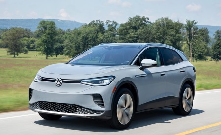 2021 Volkswagen ID.4 AWD Pro S with Gradient Package (US-Spec) Front Three-Quarter Wallpapers 450x275 (56)