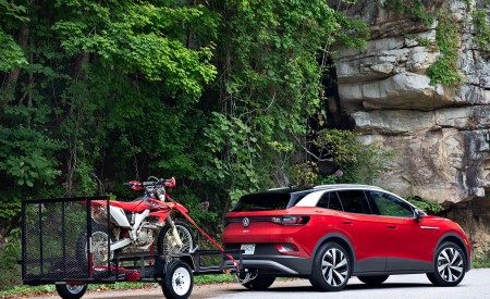 2021 Volkswagen ID.4 AWD Pro S with Gradient Package (US-Spec) Rear Three-Quarter Wallpapers 450x275 (20)