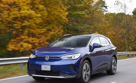 2021 Volkswagen ID.4 (US-Spec) Front Three-Quarter Wallpapers 450x275 (135)