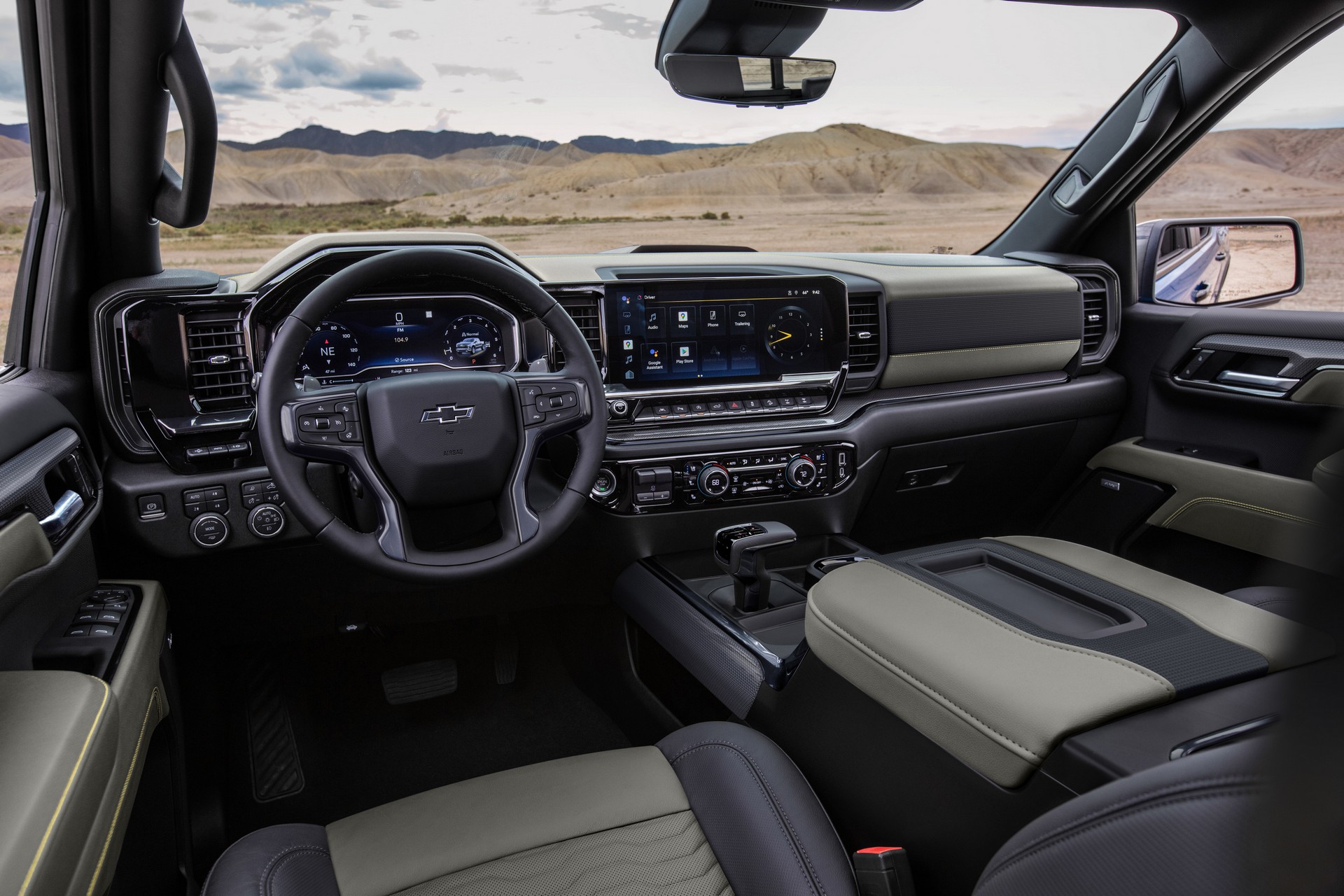 2022 Chevrolet Silverado ZR2 Interior Wallpapers (13)