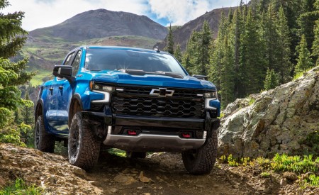 2022 Chevrolet Silverado ZR2 Off-Road Wallpapers 450x275 (2)