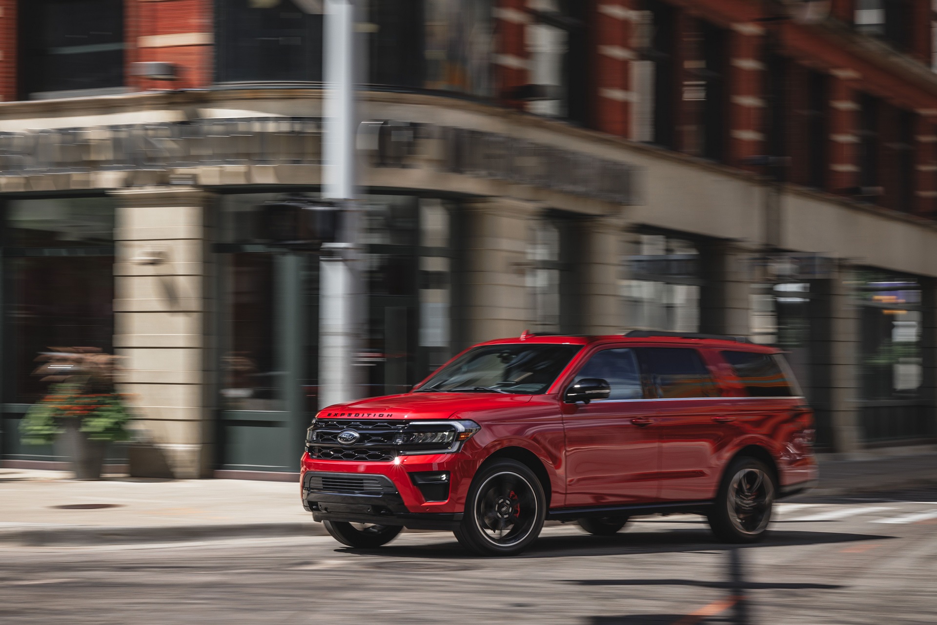 2022 Ford Expedition Stealth Edition Front Three-Quarter Wallpapers #23 of 57