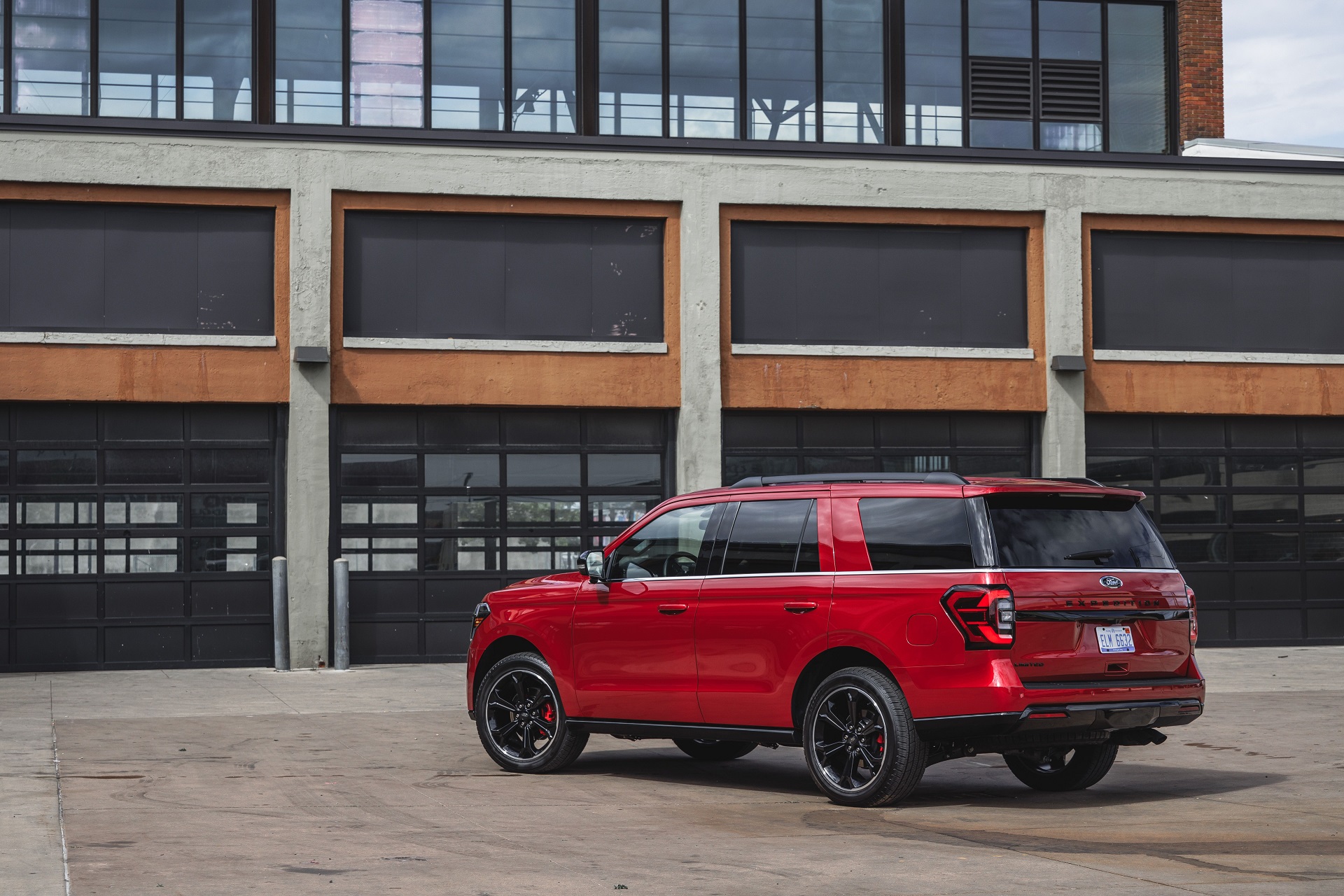 2022 Ford Expedition Stealth Edition Rear Three-Quarter Wallpapers #32 of 57