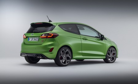 2022 Ford Fiesta ST Rear Three-Quarter Wallpapers 450x275 (8)