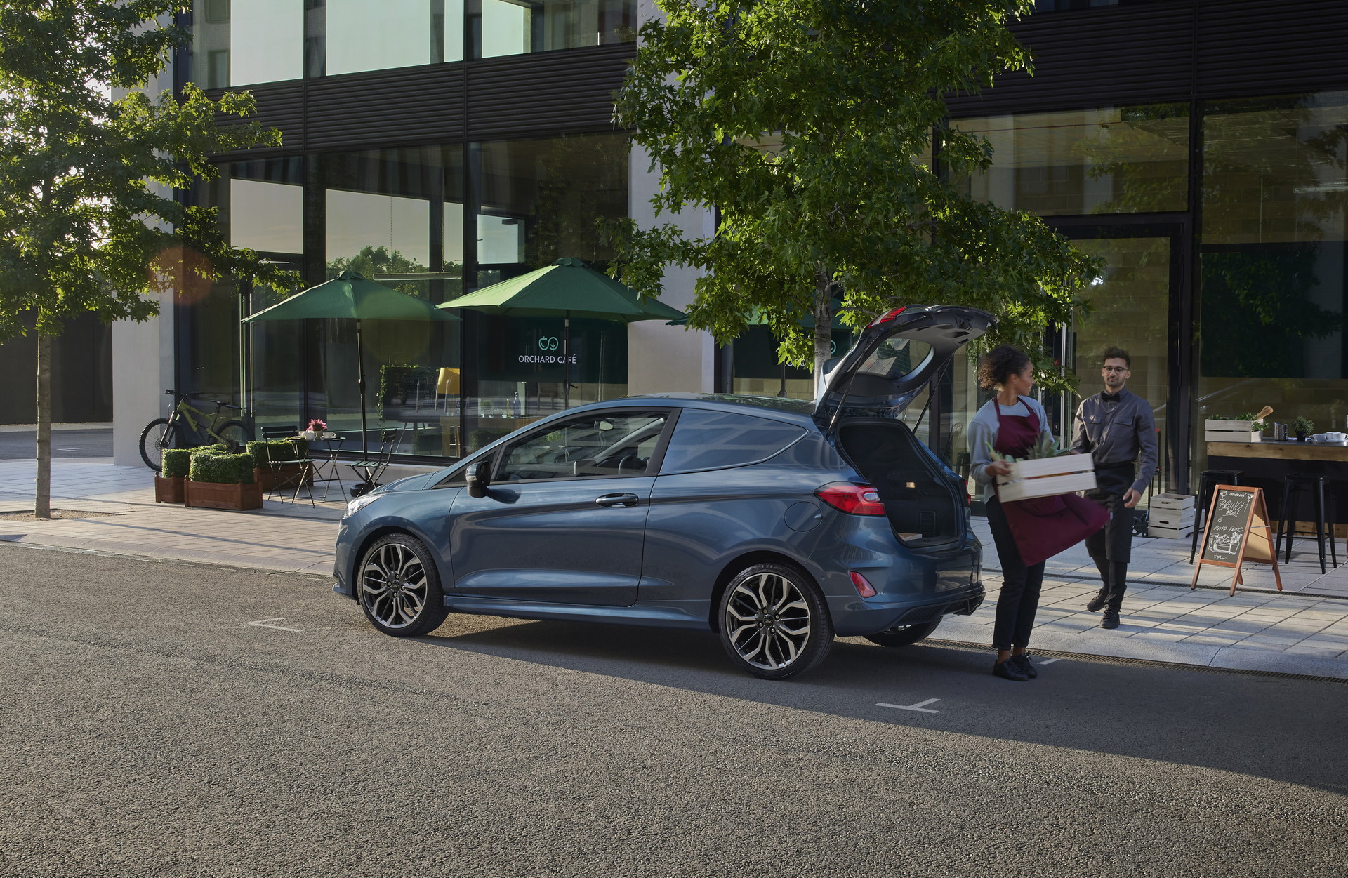 2022 Ford Fiesta Van Rear Three-Quarter Wallpapers (5)