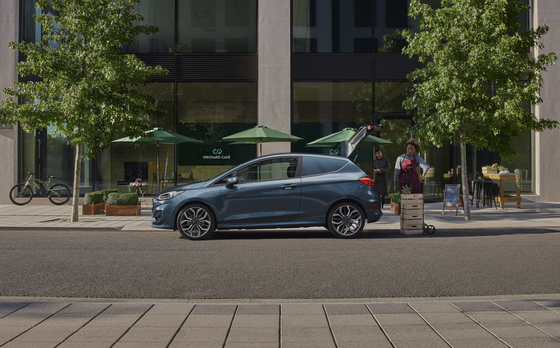 2022 Ford Fiesta Van Side Wallpapers (6)