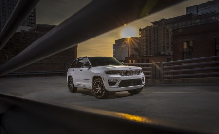 2022 Jeep Grand Cherokee Summit Reserve Front Three-Quarter Wallpapers 450x275 (12)