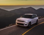 2022 Jeep Grand Cherokee Summit Reserve Front Three-Quarter Wallpapers 150x120 (2)