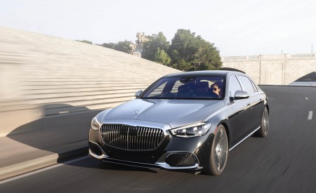 2022 Mercedes-Maybach S 680 4MATIC (US-Spec) Front Wallpapers 450x275 (111)