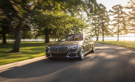2022 Mercedes-Maybach S 680 4MATIC (US-Spec) Front Wallpapers 450x275 (27)