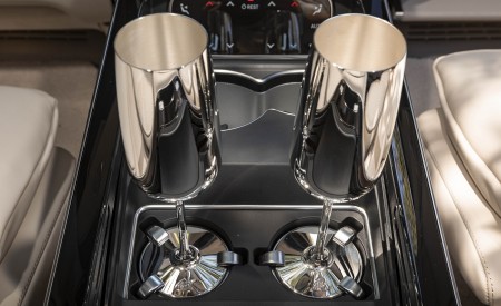 2022 Mercedes-Maybach S 680 4MATIC (US-Spec) Interior Detail Wallpapers 450x275 (78)