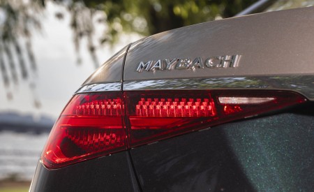2022 Mercedes-Maybach S 680 4MATIC (US-Spec) Tail Light Wallpapers 450x275 (51)
