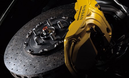 2022 Nissan GT-R T-Spec Edition Brakes Wallpapers 450x275 (20)