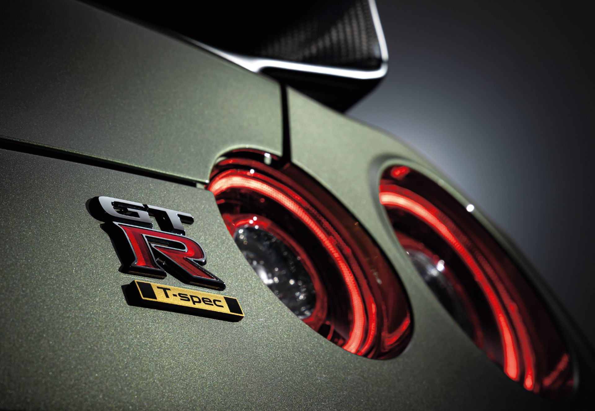 2022 Nissan GT-R T-Spec Edition Tail Light Wallpapers (15)