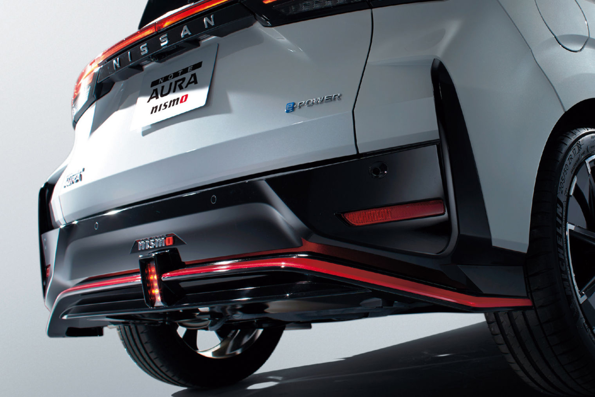 2022 Nissan Note Aura NISMO Detail Wallpapers (7)