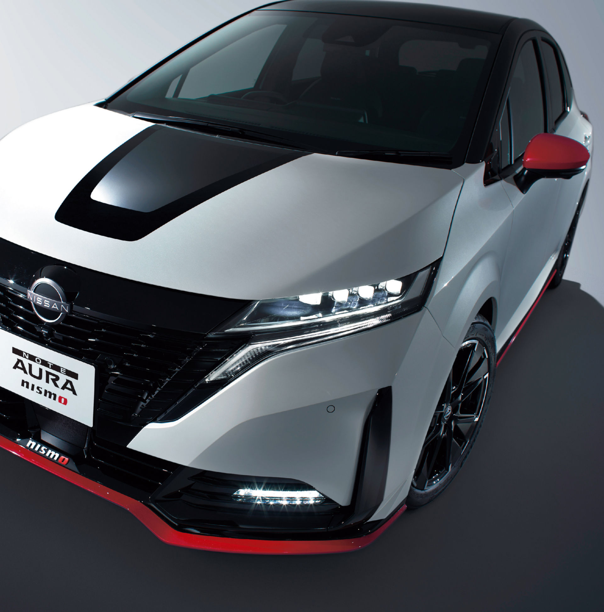 2022 Nissan Note Aura NISMO Headlight Wallpapers (4)