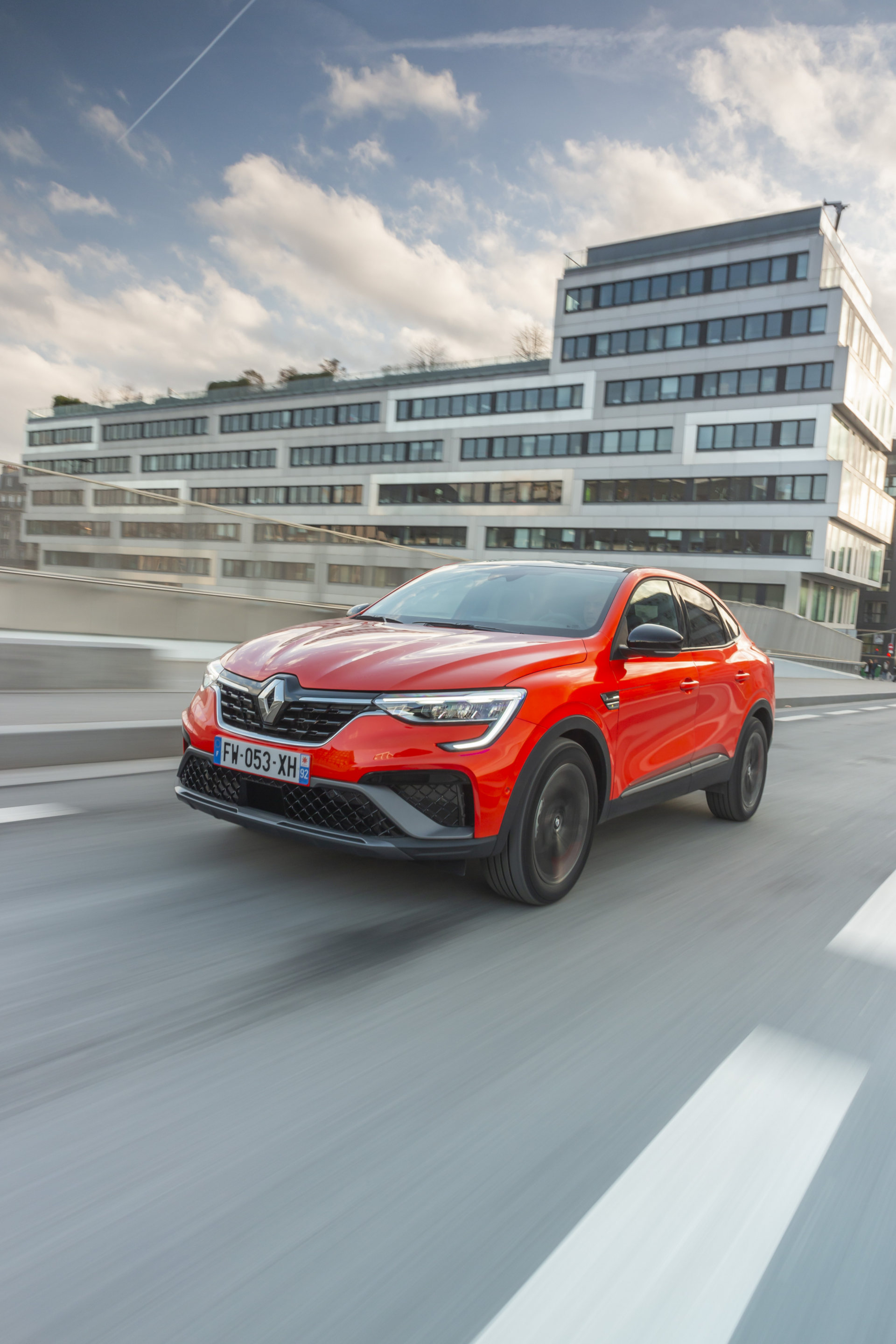 2022 Renault Arkana Front Three-Quarter Wallpapers (3)