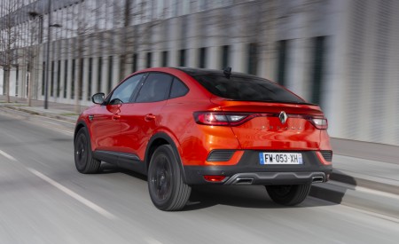 2022 Renault Arkana Rear Three-Quarter Wallpapers 450x275 (20)
