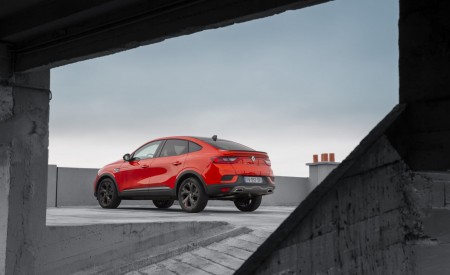 2022 Renault Arkana Rear Three-Quarter Wallpapers  450x275 (34)