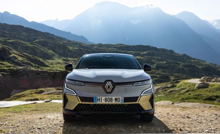 2022 Renault Megane E-Tech Front Wallpapers 450x275 (9)
