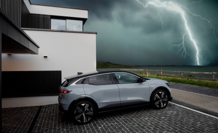 2022 Renault Megane E-Tech Rear Three-Quarter Wallpapers 450x275 (12)