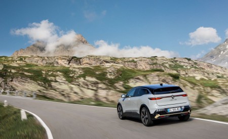 2022 Renault Megane E-Tech Rear Three-Quarter Wallpapers 450x275 (3)