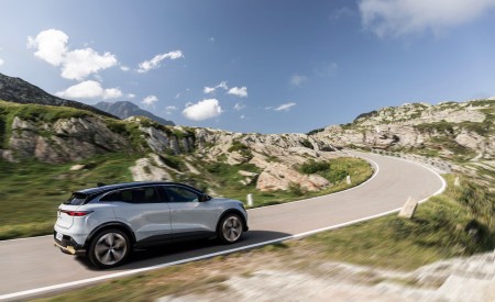 2022 Renault Megane E-Tech Rear Three-Quarter Wallpapers 450x275 (4)