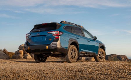 2022 Subaru Outback Wilderness Rear Three-Quarter Wallpapers 450x275 (12)