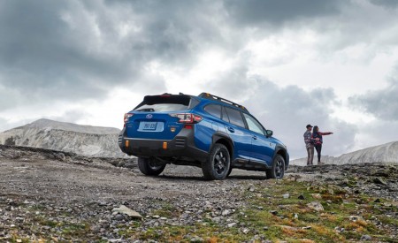 2022 Subaru Outback Wilderness Rear Three-Quarter Wallpapers 450x275 (7)