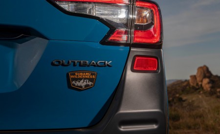 2022 Subaru Outback Wilderness Tail Light Wallpapers 450x275 (42)