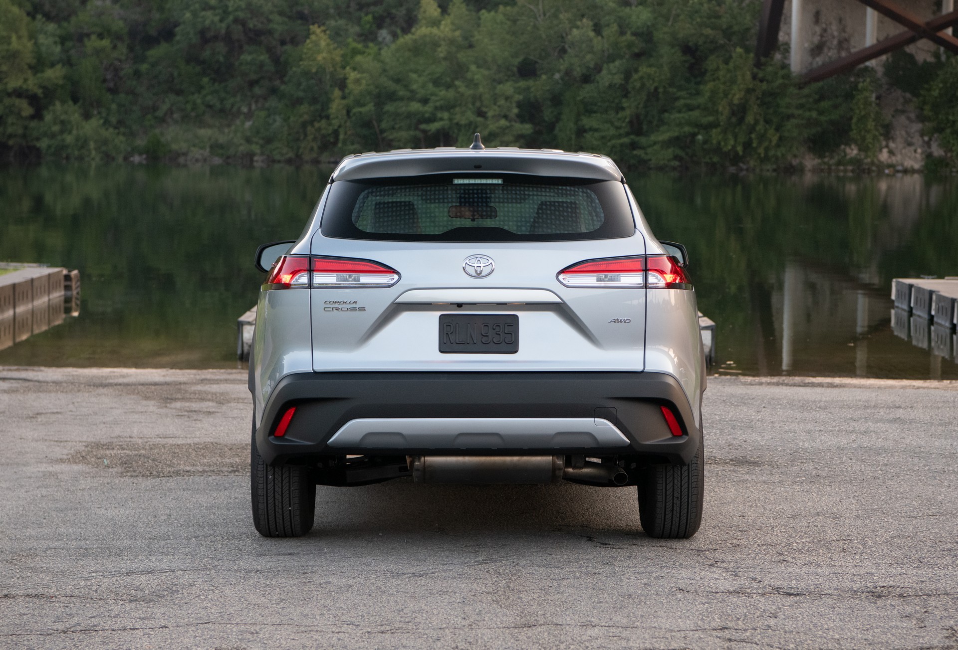 2022 Toyota Corolla Cross L Rear Wallpapers (12)