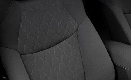 2022 Toyota Corolla Cross LE Interior Front Seats Wallpapers 450x275 (61)