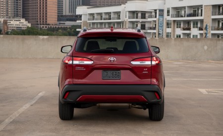 2022 Toyota Corolla Cross LE Rear Wallpapers  450x275 (19)