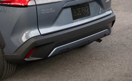 2022 Toyota Corolla Cross XLE Detail Wallpapers 450x275 (112)