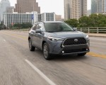 2022 Toyota Corolla Cross XLE Front Three-Quarter Wallpapers  150x120
