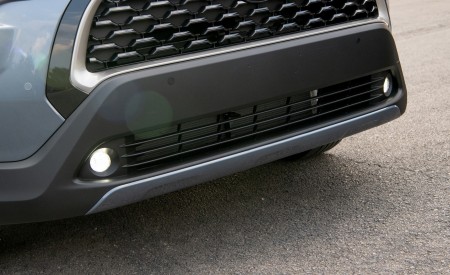 2022 Toyota Corolla Cross XLE Grille Wallpapers 450x275 (105)