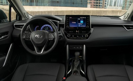 2022 Toyota Corolla Cross XLE Interior Cockpit Wallpapers  450x275 (123)