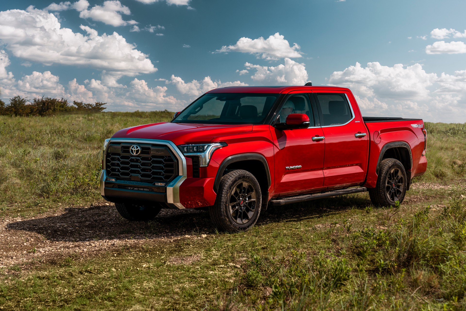 2022 Toyota Tundra Limited Front Three-Quarter Wallpapers  (3)