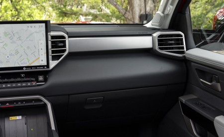 2022 Toyota Tundra Limited Interior Detail Wallpapers 450x275 (50)