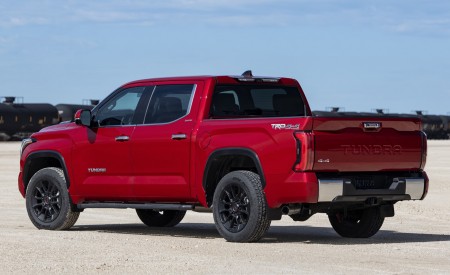 2022 Toyota Tundra Limited Rear Three-Quarter Wallpapers 450x275 (32)