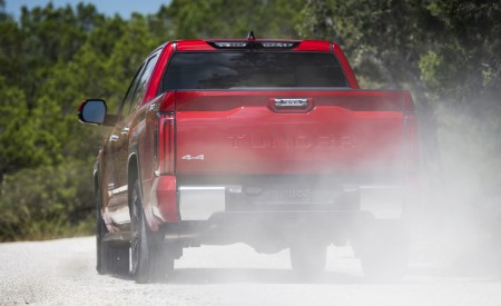 2022 Toyota Tundra Limited Rear Wallpapers 450x275 (20)