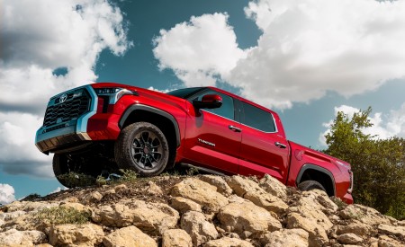 2022 Toyota Tundra Limited Side Wallpapers 450x275 (6)