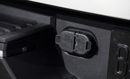 2022 Toyota Tundra TRD Pro Detail Wallpapers 450x275 (18)