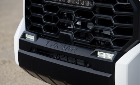 2022 Toyota Tundra TRD Pro Grille Wallpapers 450x275 (14)